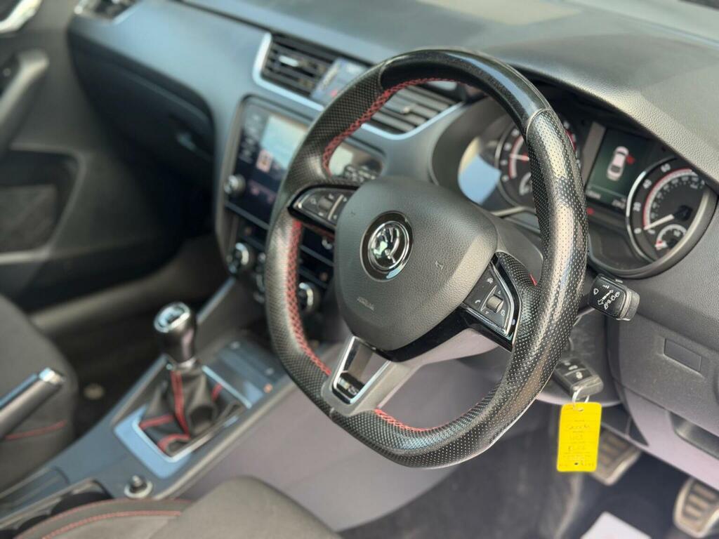 Skoda Octavia  White #23