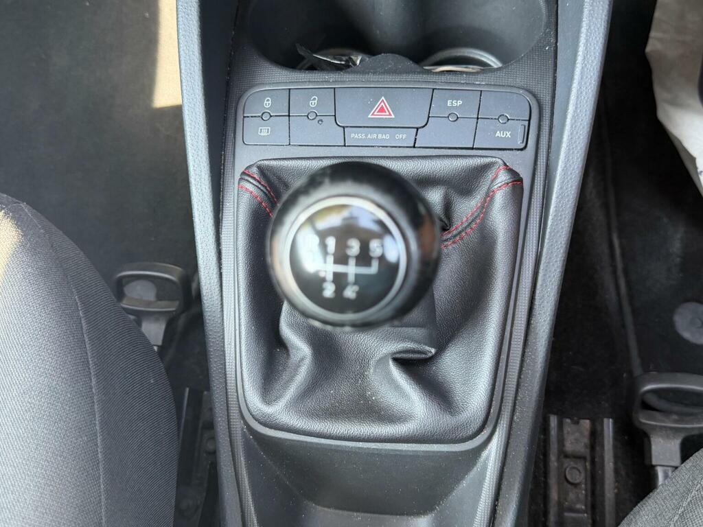Seat Ibiza Hatchback Red #32