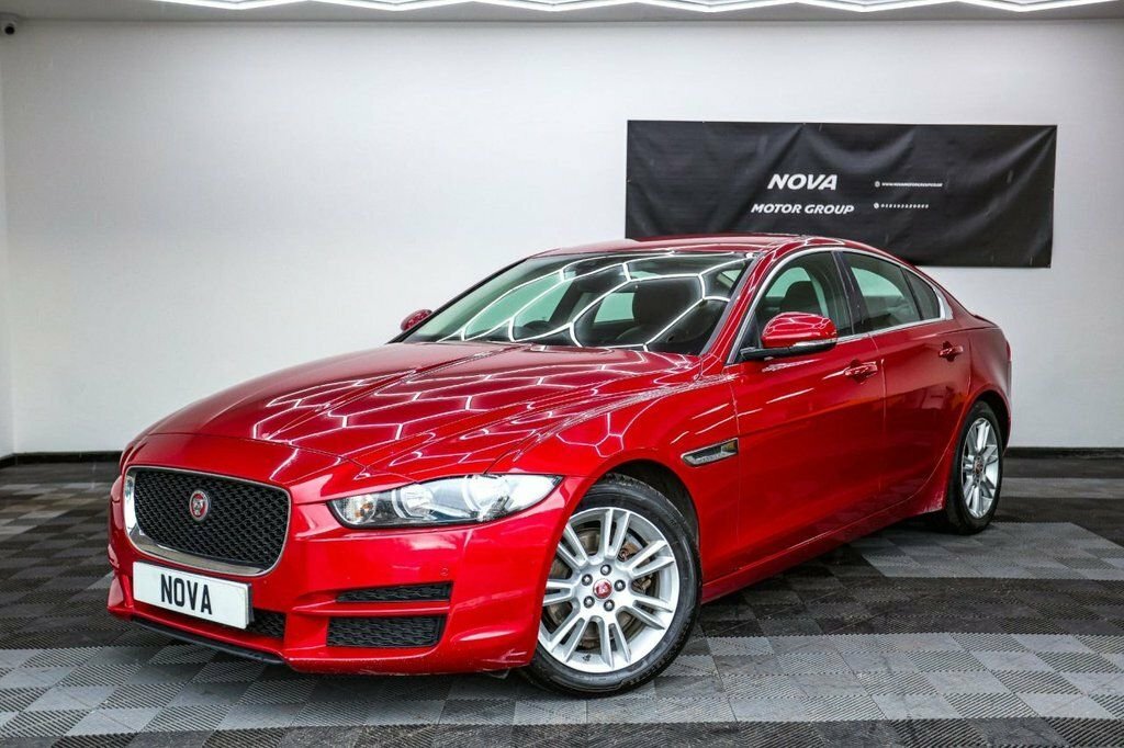 Jaguar XE 2L Prestige OY17CVF Red #2