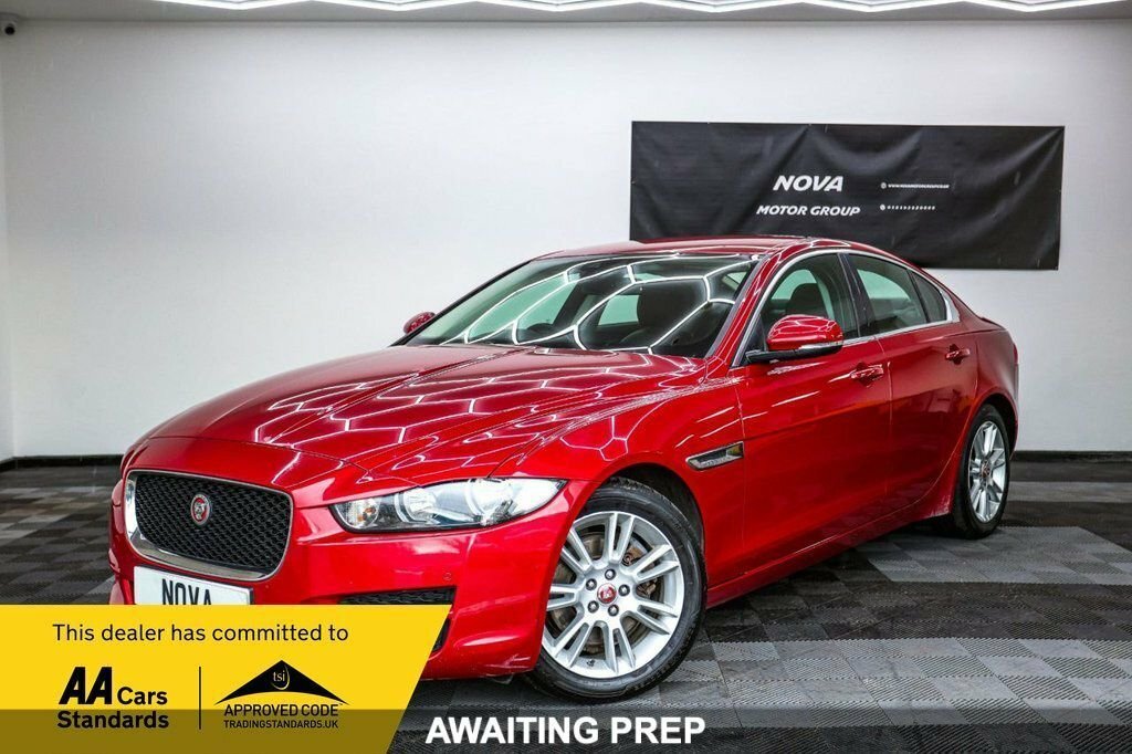 Jaguar XE 2L Prestige Red