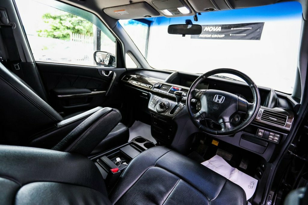 Honda Elysion Prestige 2.4 Vtec White #24