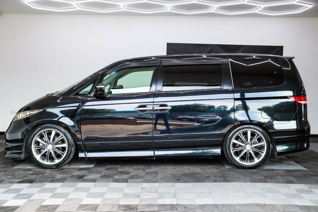 Honda Elysion Mpv Black #3