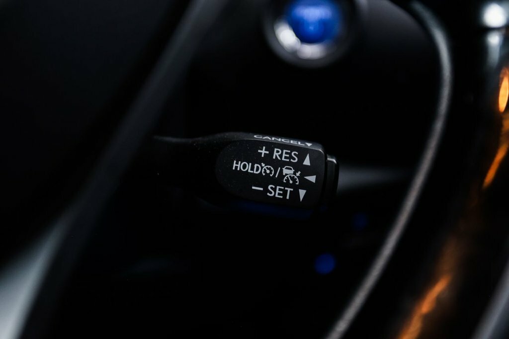 Toyota C-Hr 2.0 Hybrid Design #38