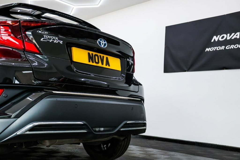 Toyota C-Hr 2.0 Hybrid Design #13