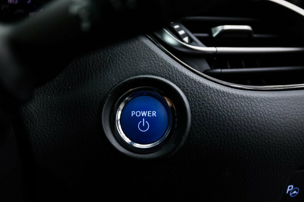 Toyota C-Hr 2.0 Hybrid Design #51