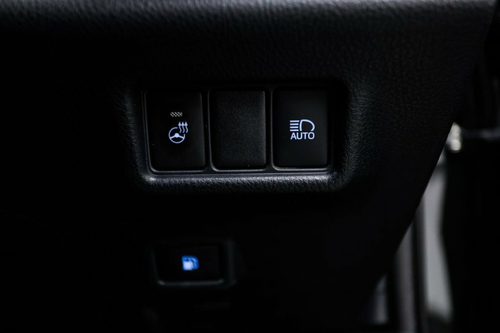 Toyota C-Hr 2.0 Hybrid Design #53