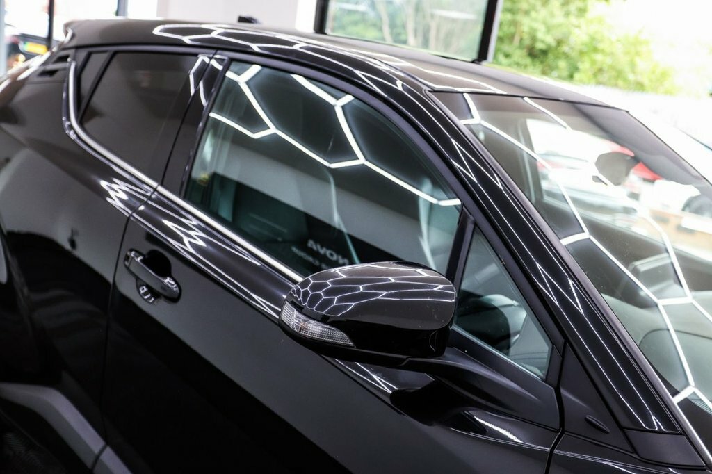 Toyota C-Hr 2.0 Hybrid Design #21
