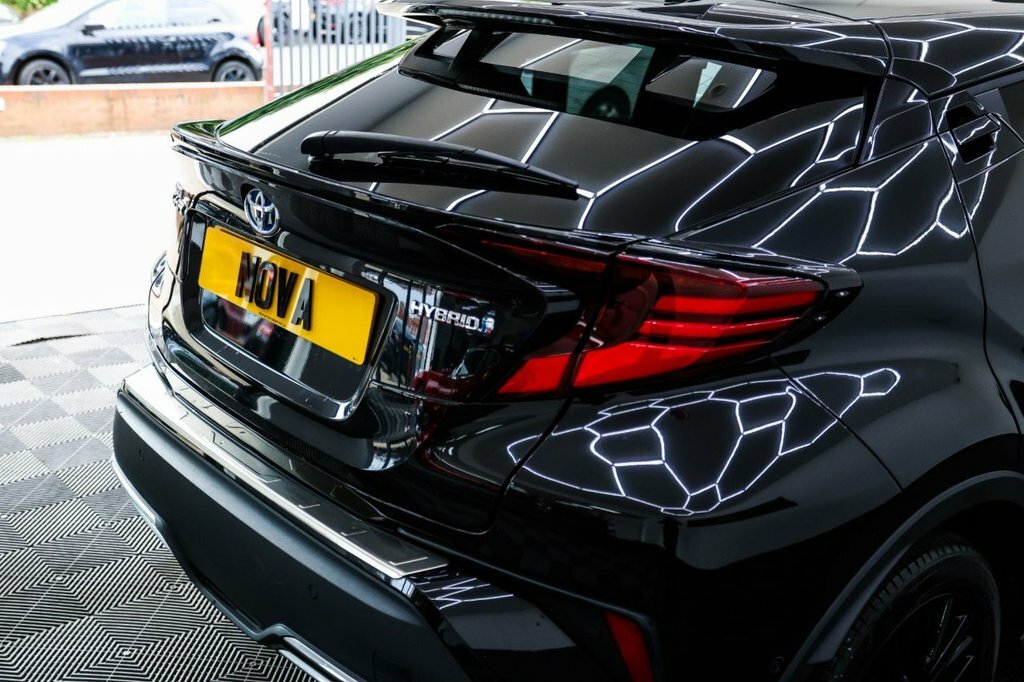 Toyota C-Hr 2.0 Hybrid Design #12