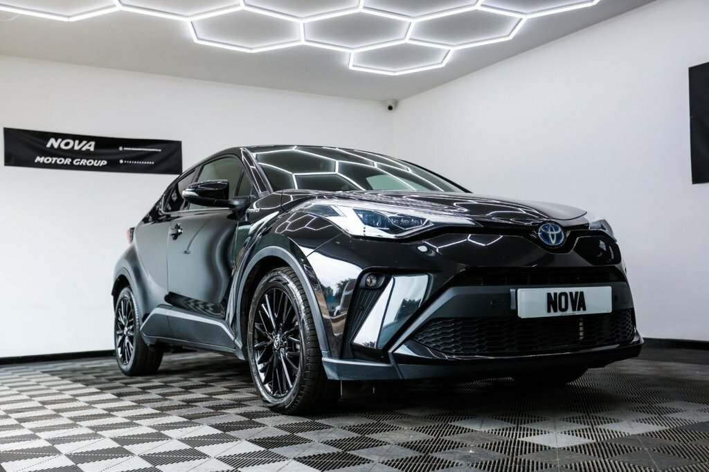 Toyota C-Hr 2L Excel Black #2