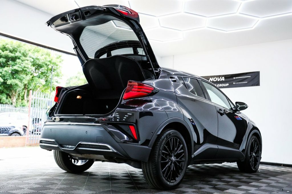 Toyota C-Hr 2.0 Hybrid Design #58