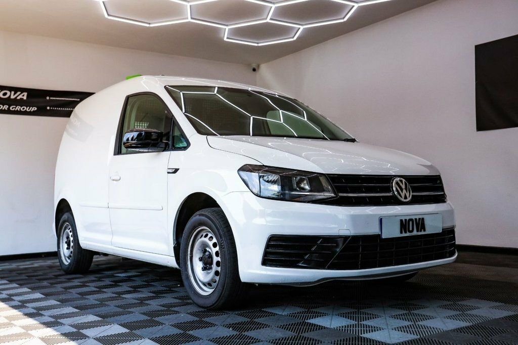 Volkswagen Caddy 2L Startline White #3