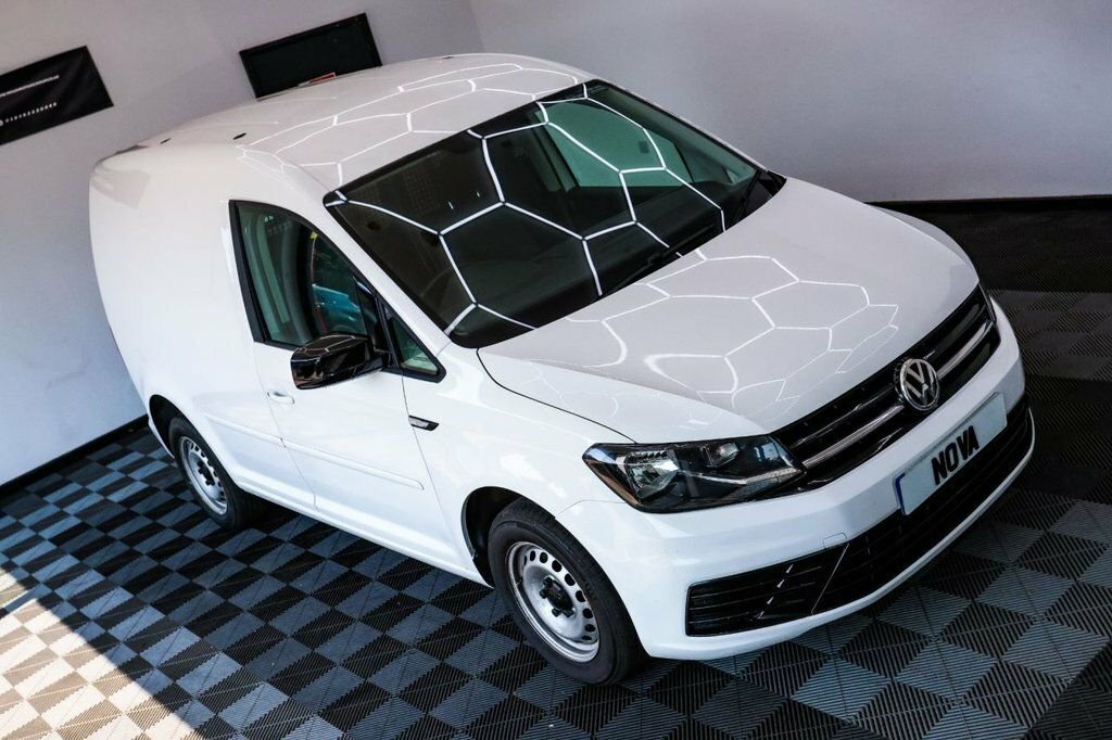 Volkswagen Caddy 2L Startline White #4