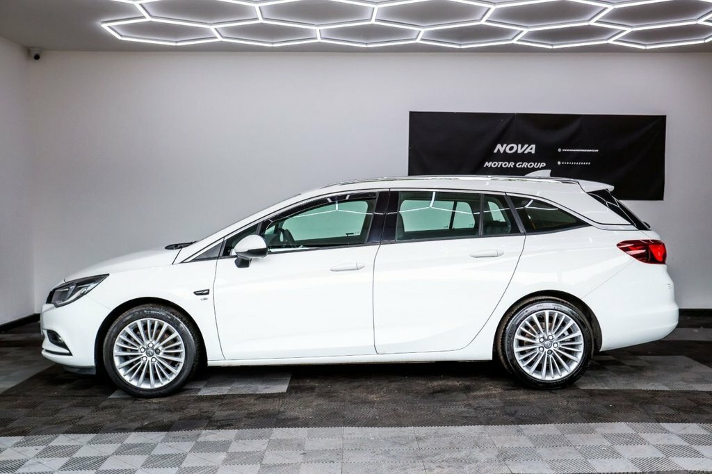 Vauxhall Astra 1.6L Elite Nav White #6