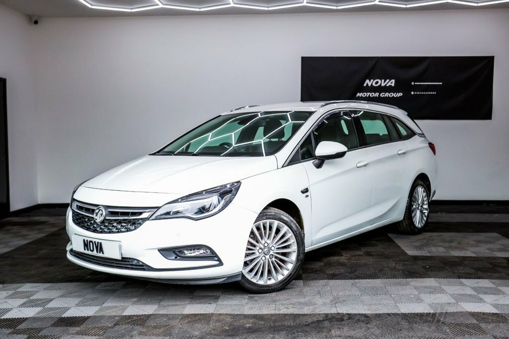 Vauxhall Astra 1.6L Elite Nav White #2