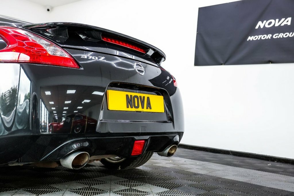 Nissan 370Z V6 Red #14