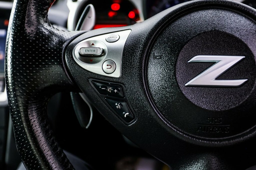 Nissan 370Z V6 Red #34