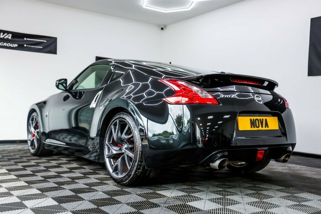 Nissan 370Z V6 Red #12