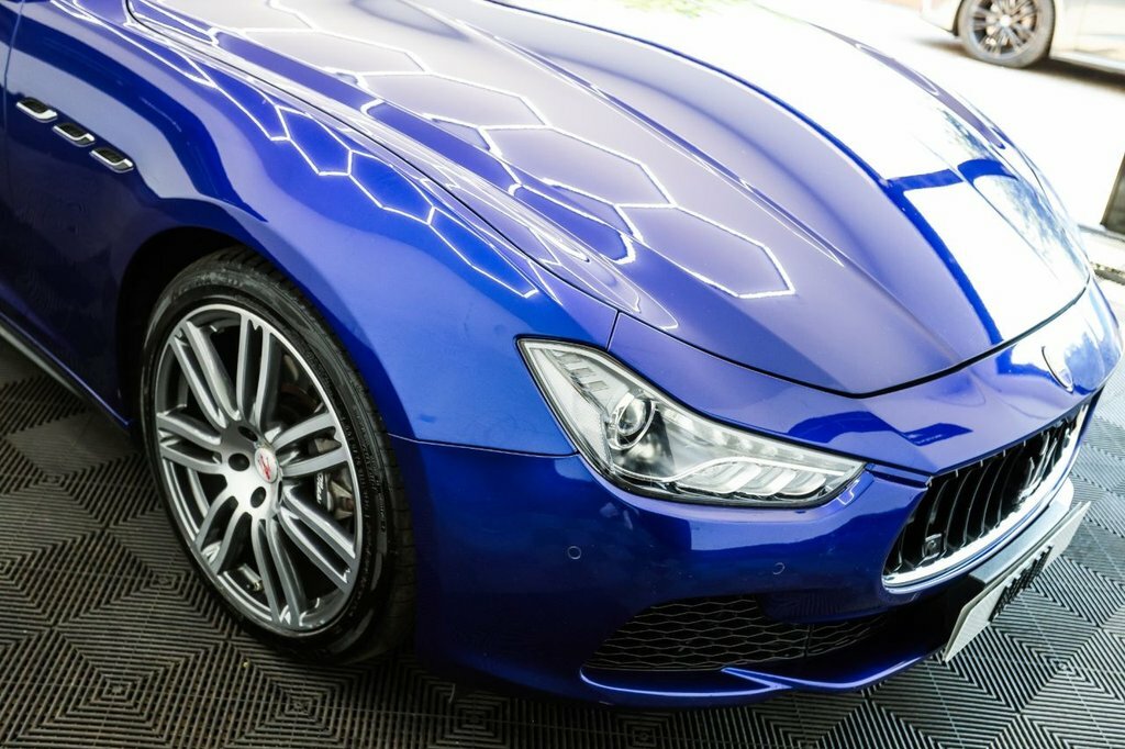 Maserati Ghibli  White #19