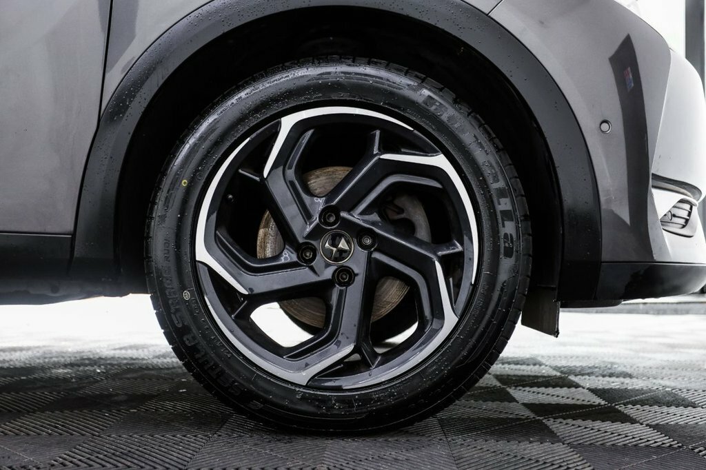 DS DS 3 Crossback Ds Ds 3 Crossback 1.2 Puretech Prestig Grey #22