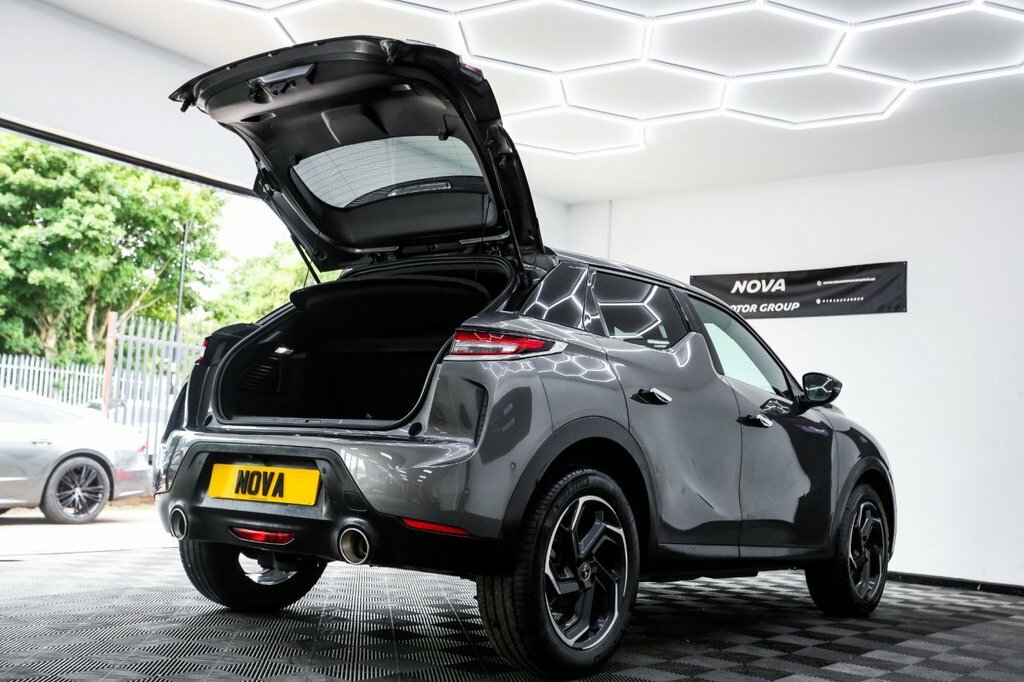 DS DS 3 Crossback Ds Ds 3 Crossback 1.2 Puretech Prestig Grey #54