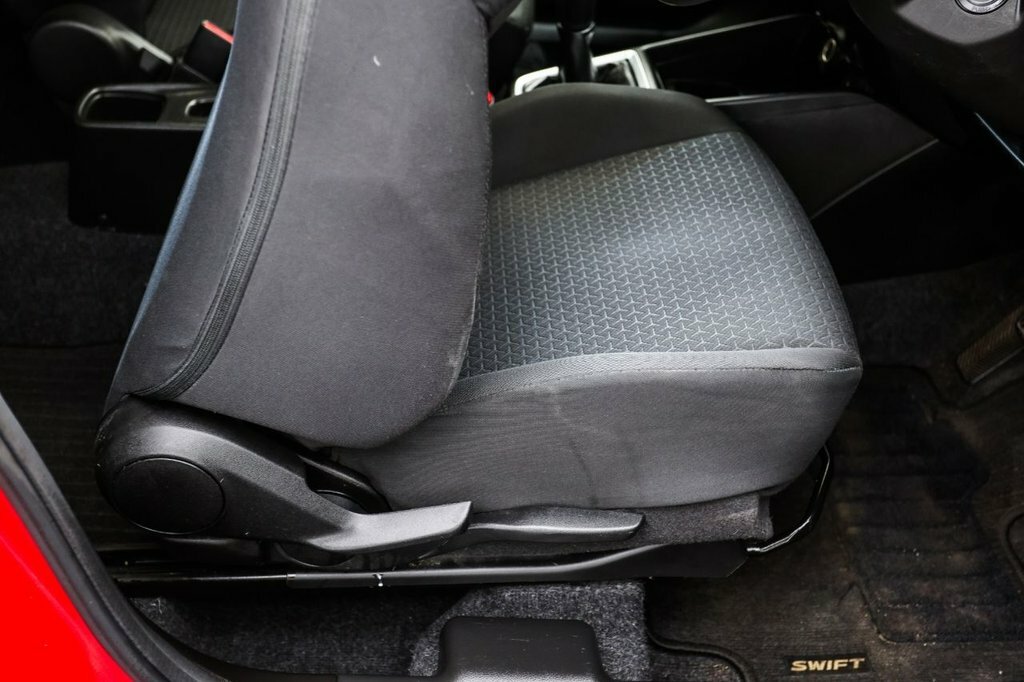 Suzuki Swift Dualjet Mhev Sz-l Hatchback Black #28