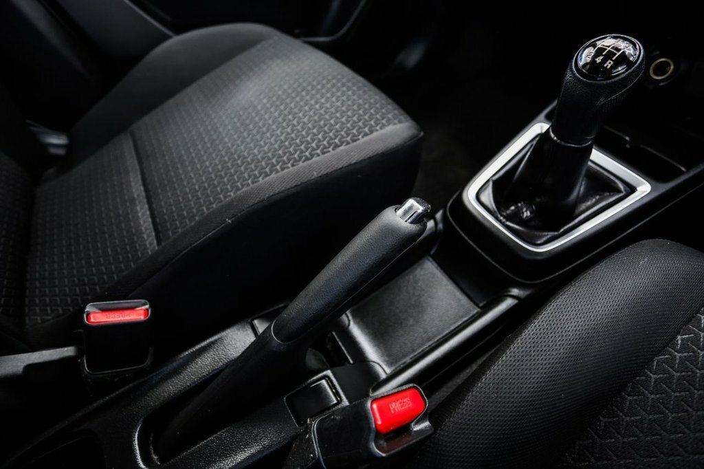 Suzuki Swift Dualjet Mhev Sz-l Hatchback Black #45