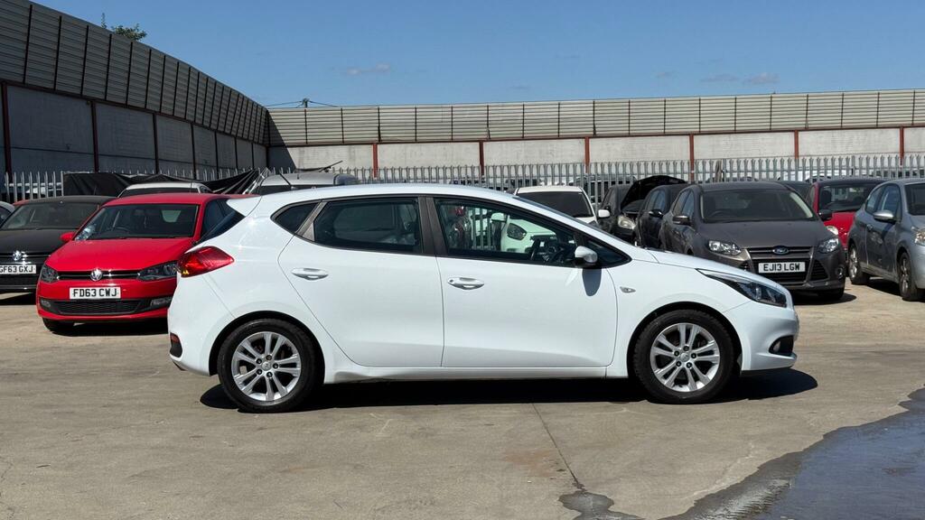 Kia Ceed 1.6 Crdi Ecodynamics 3 Sportswagon Euro 5 Ss Silver #8