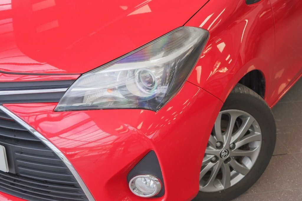 Toyota Yaris 1.3L Icon NK17LKC Red #5