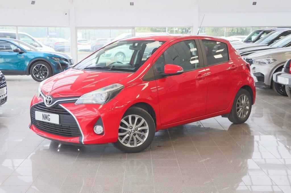 Toyota Yaris 1.3L Icon Red