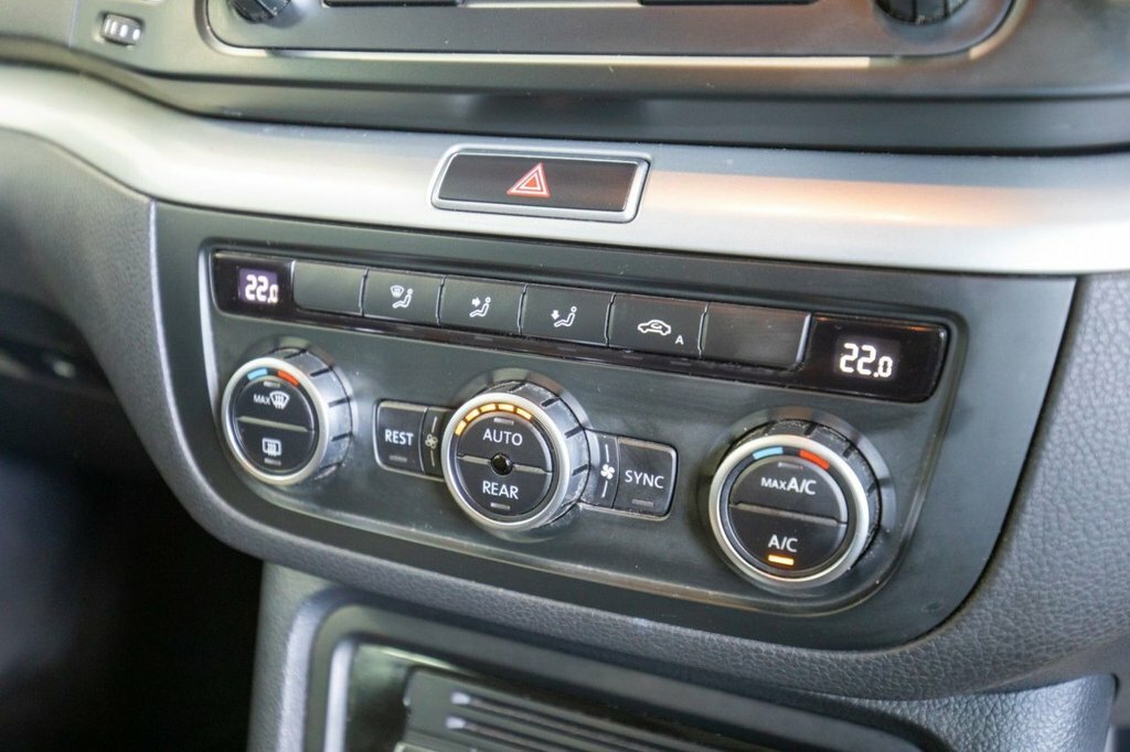 Volkswagen Sharan Mpv 1.4 Tsi Bluemotion Tech Se Mpv Dsg  #23