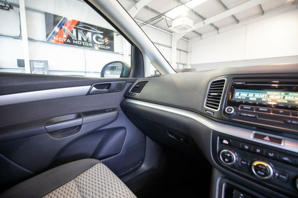 Volkswagen Sharan Mpv 1.4 Tsi Bluemotion Tech Se Mpv Dsg  #26