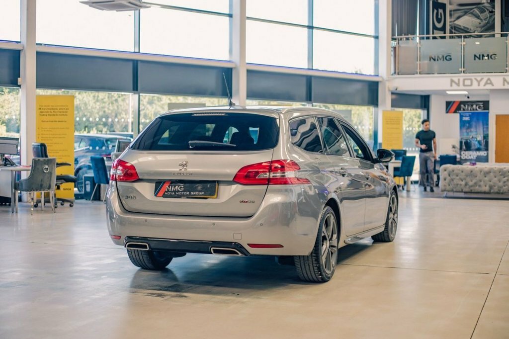 Peugeot 308 SW 1.2 Puretech Ss Sw Active 130 Bhp Silver #27