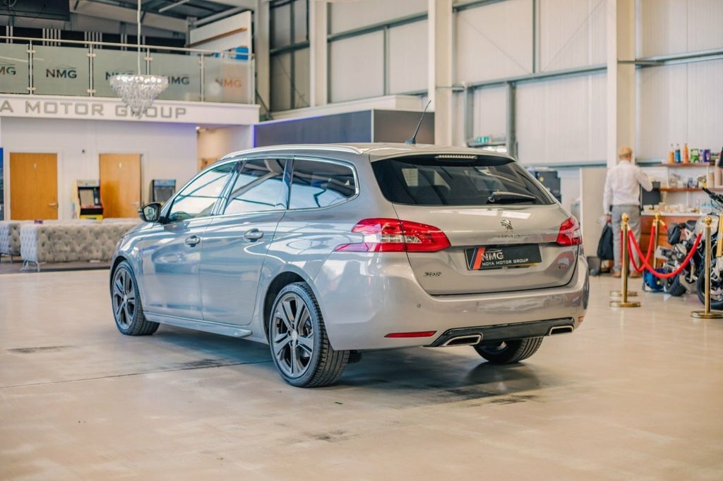 Peugeot 308 SW 1.2 Puretech Ss Sw Active 130 Bhp Silver #29