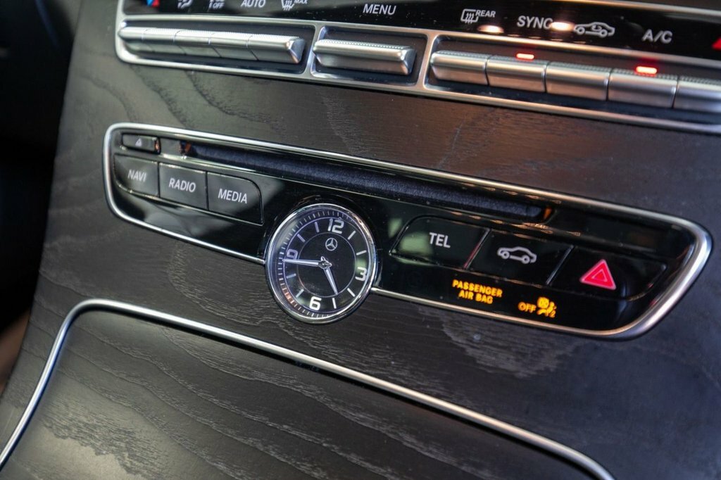 Mercedes-Benz C Class C180 Amg Sport Edition U2874 Ulez Silver #25