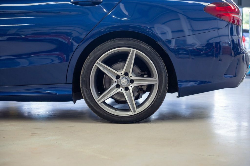 Mercedes-Benz C Class 2.1L Amg Line Blue #5