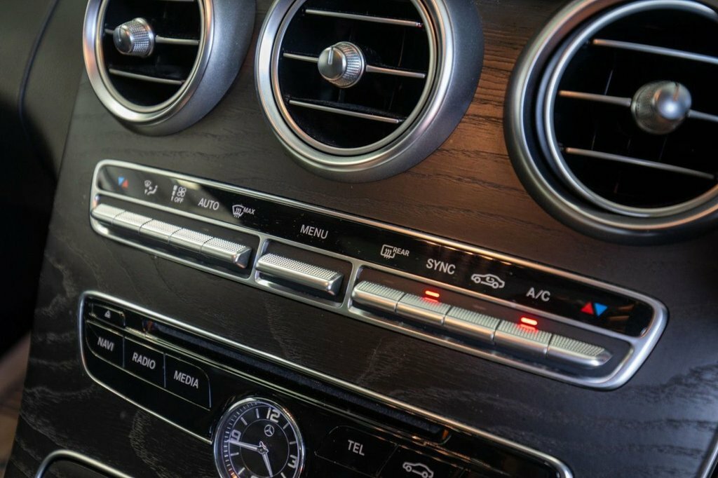 Mercedes-Benz C Class C180 Amg Sport Edition U2874 Ulez Silver #24