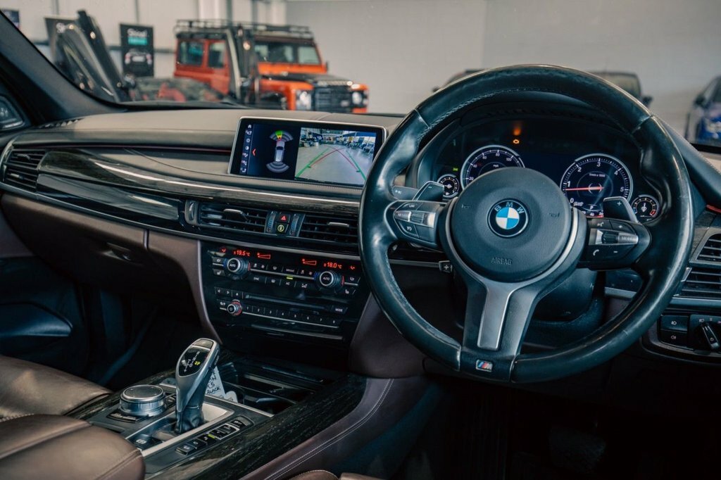 BMW X5 3L M Sport WN18YUH Black #2