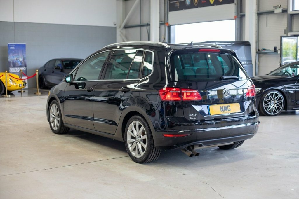 Volkswagen Golf SV 1.4L Gt Black #3