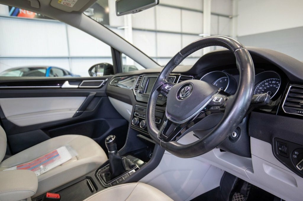 Volkswagen Golf SV 1.4 Tsi Bluemotion Tech Se Mpv Dsg Euro Silver #13