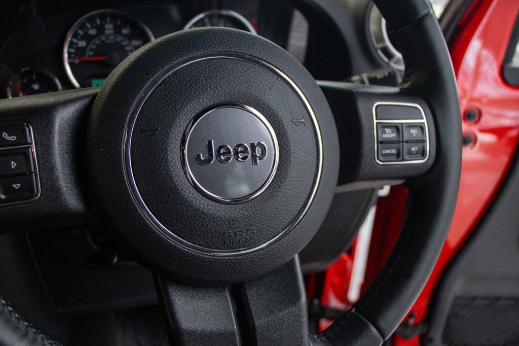 Jeep Wrangler Suv 2.8 Wrangler 2-Door My16 75Th Anniversary 2.8 Green #36