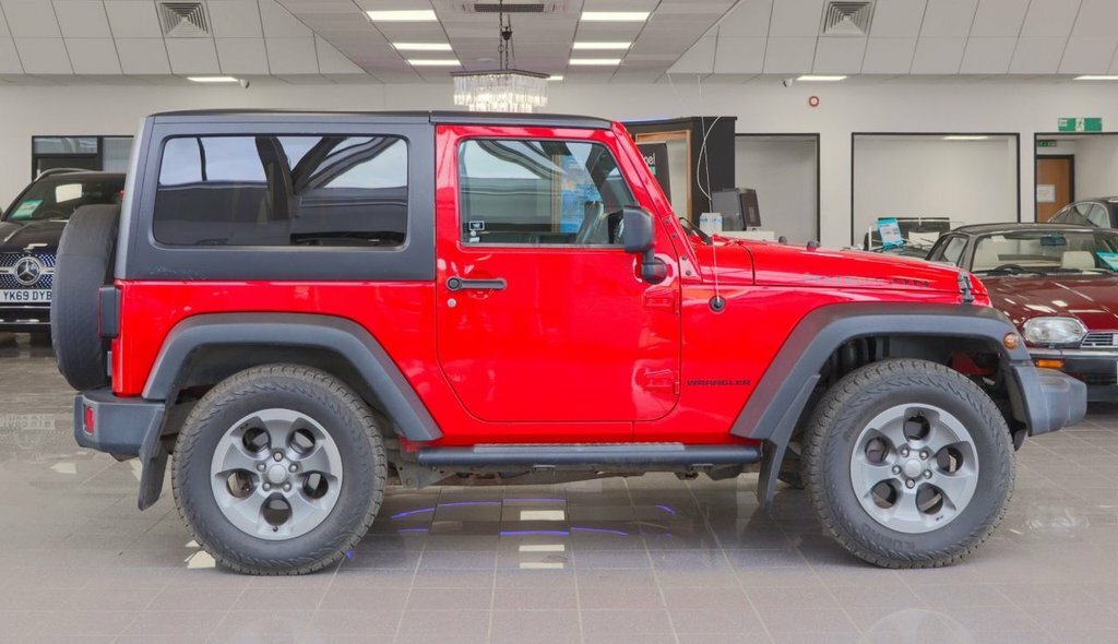 Jeep Wrangler Suv 2.8 Wrangler 2-Door My16 75Th Anniversary 2.8 Green #7