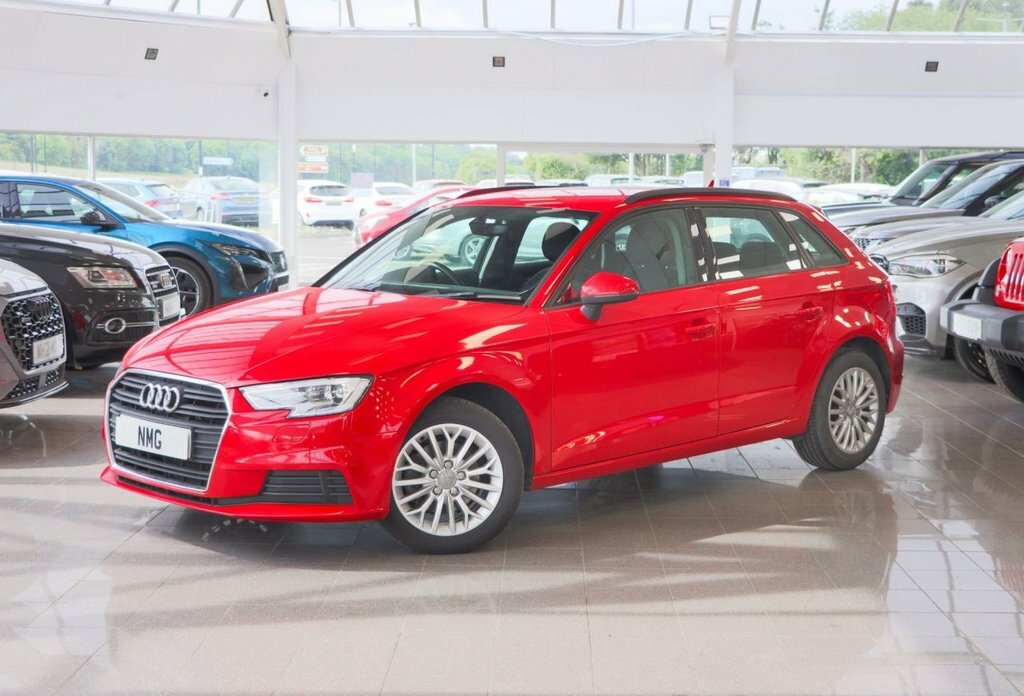 Audi A3 1.6L Se Technik Red