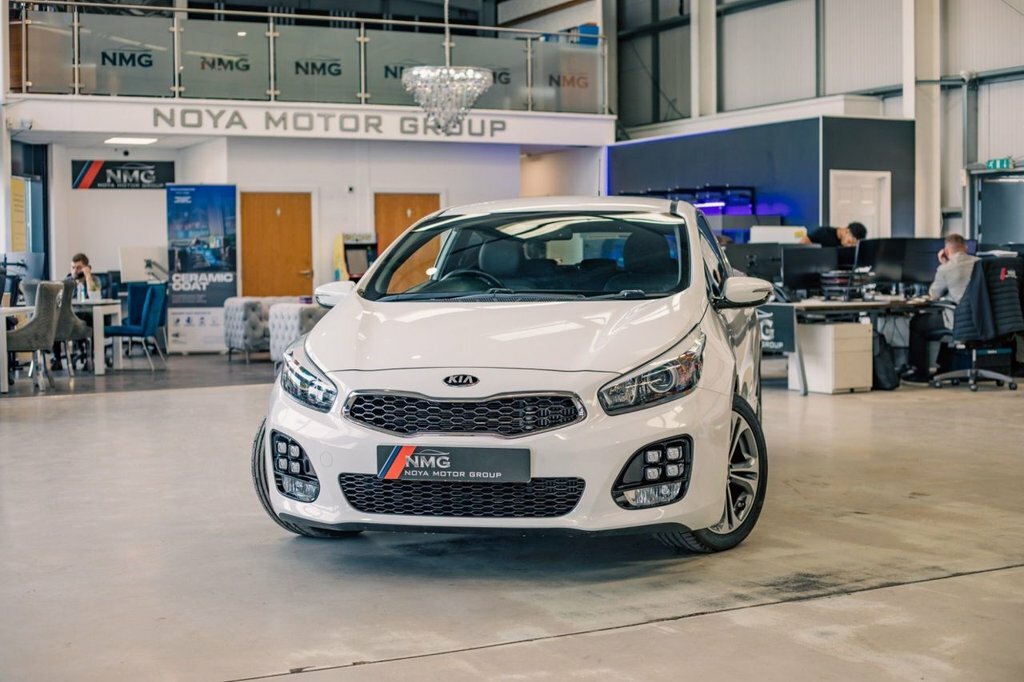 Kia Proceed 1.6L Gt-line White #3