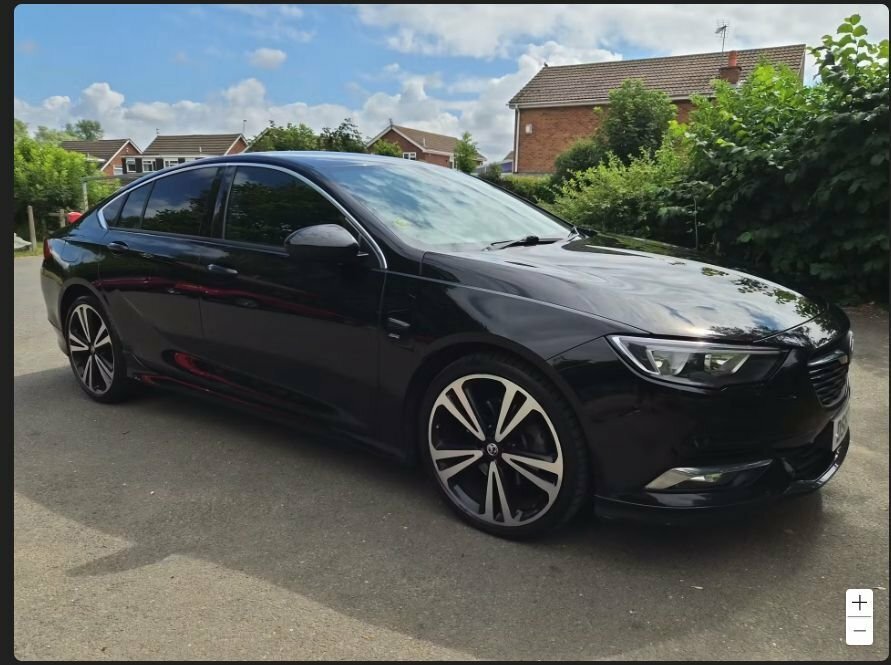Vauxhall Insignia 2L Sri Vx Line Nav Black