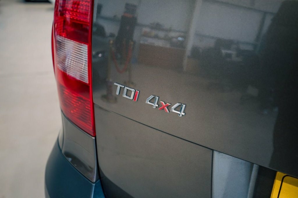 Skoda Yeti 2L Elegance Brown #6