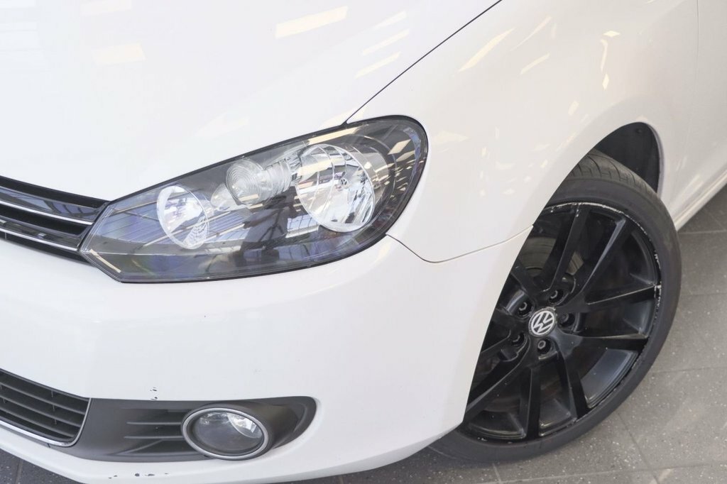 Volkswagen Golf 2L Gt NL12ZDD White #5