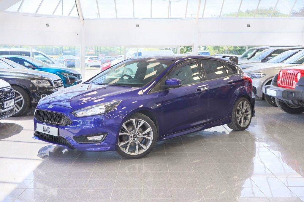 Ford Focus 1L St-line ST18VPR Blue