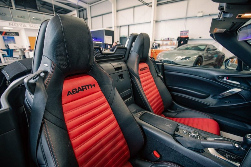 Abarth 124 Spider Spider Multiair White #7