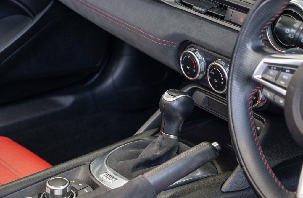 Abarth 124 Spider 1.4L Null Black #3