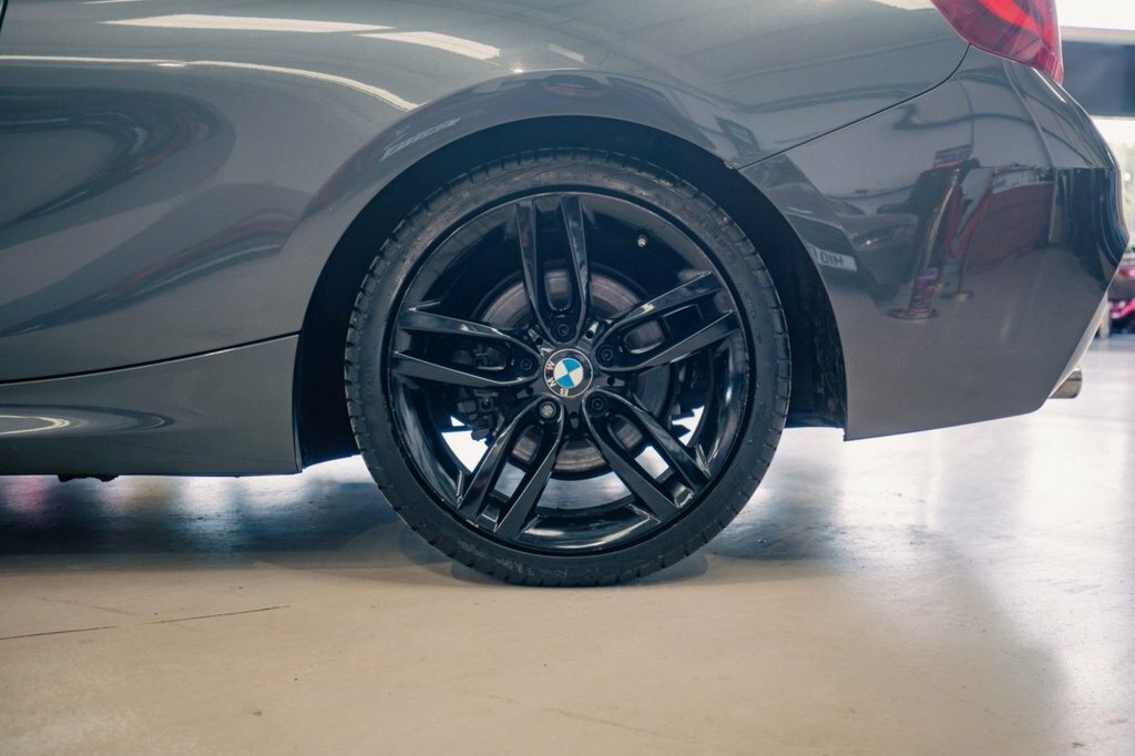 BMW 2 Series 3L Null White #4